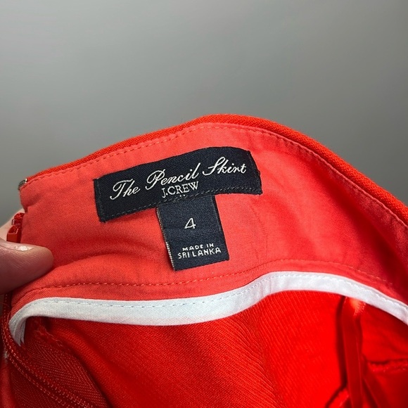 JCrew factory the pencil
Skirt size 4 - Picture 2 of 3